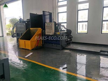 مكبس نفايات (مع الباب الهيدروليكي) Waste Baler with Hydraulic Door