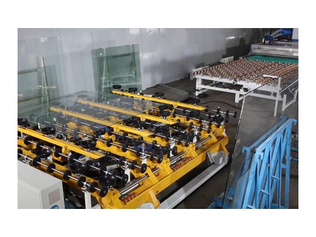 آلة تحميل الزجاج الأوتوماتيكية  Automatic Glass Loading Machine