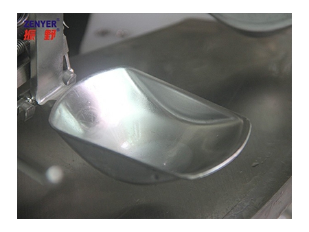 ماكينة فصل البيض 501B (8000 بيضة في الساعة) Egg Separator