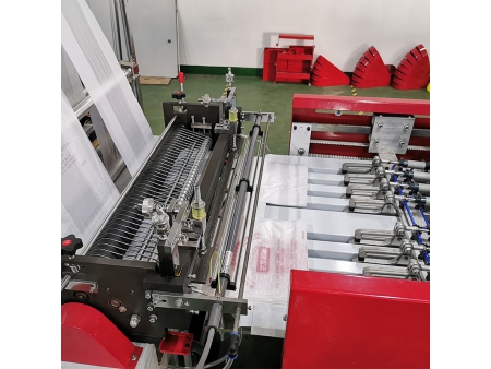 ماكينة صناعة أكياس بلاستيك أوتوماتيكية (4/ 6/ 8/ خطوط) Automatic 4/6/8 Lines Plastic Bag Making Machine