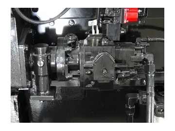 مولدات كهرباء ديزل بمحرك نوع كامينز (نطاق القدرة: من 17 إلى 1600 كيلو وات) Cummins Engine Series (17kW-1600kW)