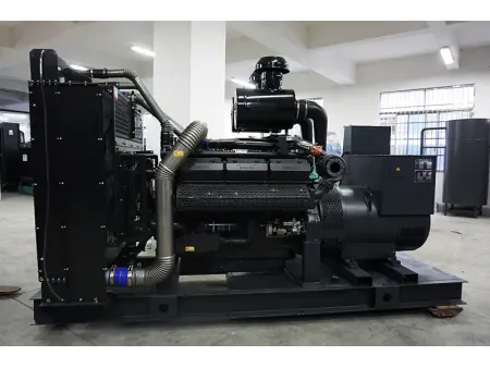 مولد كهرباء ديزل بمحرك صيني نوع SDEC (القدرة: من 360 إلى 500 كيلووات) 360-500kW Diesel Generator Set