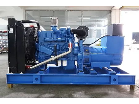 مولد كهرباء ديزل بمحرك صيني نوع يوشاي (القدرة: من 120 إلى 650 كيلووات) 120kW-650kW Diesel Generator Set