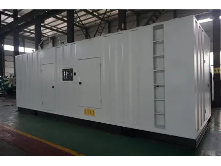 مولد كهرباء ديزل بمحرك صيني نوع يوشاي (القدرة: من 700 إلى 1000 كيلووات) 700kW-1000kW Diesel Generator Set