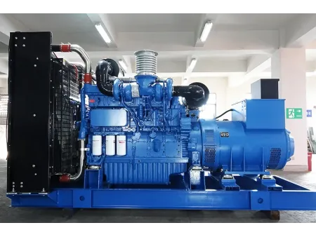 مولد كهرباء ديزل بمحرك صيني نوع يوشاي (القدرة: من 700 إلى 1000 كيلووات) 700kW-1000kW Diesel Generator Set