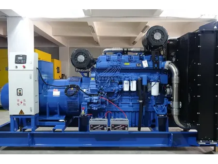 مولد كهرباء ديزل بمحرك صيني نوع يوشاي (القدرة: من 700 إلى 1000 كيلووات) 700kW-1000kW Diesel Generator Set