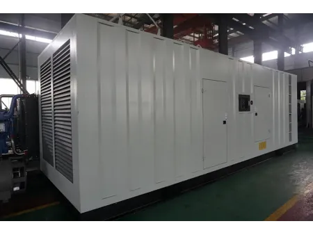 مولد كهرباء ديزل بمحرك صيني نوع يوشاي (القدرة: من 700 إلى 1000 كيلووات) 700kW-1000kW Diesel Generator Set