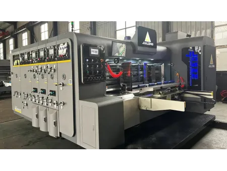 خط إنتاج صناديق كرتون آلي بسرعة عالية (طباعة فلكسو، تحزيز، قطع بالقوالب) Auto High Speed Flexo Printer Slotter Die Cutter Stacker