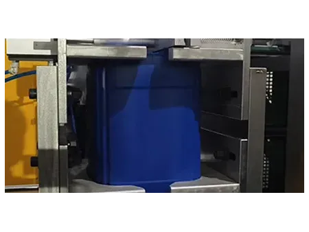 ماكينة قولبة النفخ بطريقة البثق لبراميل ذات حجم من 10 إلى 100 لتر 10-100L Container Extrusion Blow Moulding Machine