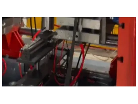 ماكينة قولبة النفخ بطريقة البثق لبراميل ذات حجم من 120 إلى 1000 لتر 120-1000L Container Extrusion Blow Moulding Machine