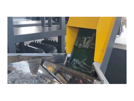 ماكينة قولبة النفخ بالمط الآلية Fully Automatic Stretch Blow Moulding Machine