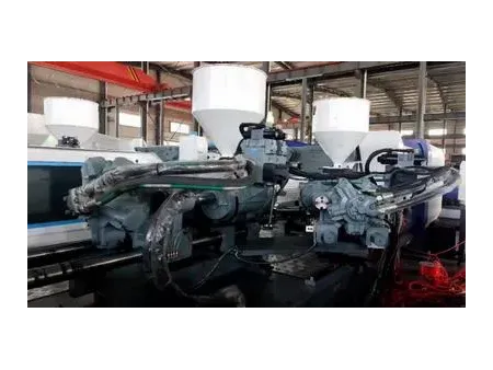 ماكينة قولبة بالحقن لمصبعات بلاستيك PET (خامات تشكيل) PET Preform Injection Moulding Machine