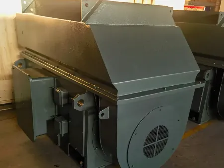 محرك غير متزامن ثلاثي الطور (محرك حثي ذو جهد عالي) High Voltage Three-Phase Asynchronous Motor