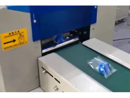 خط إنتاج عبوات عينات تحليل البول