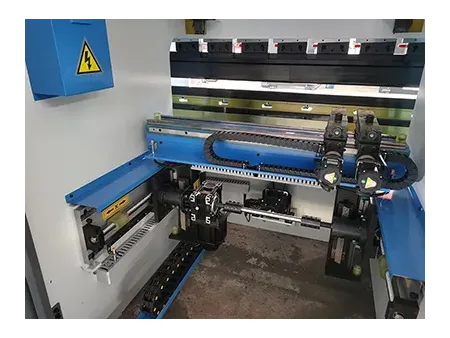 آلة كهربائية لثني الصفائح المعدنية (ماكينة ثني الصفائح المعدنية) Electric Press Brake