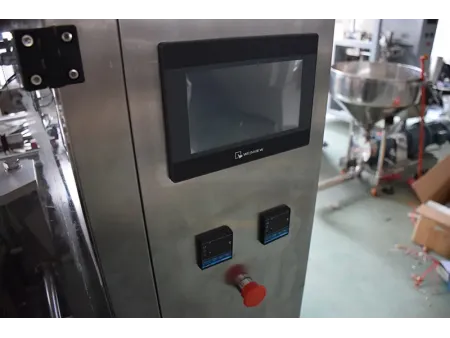 آلة تعبئة السوائل في أكياس Liquid Packaging Machine