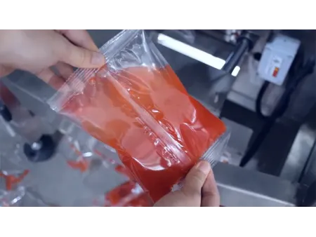 آلة تعبئة السوائل في أكياس Liquid Packaging Machine