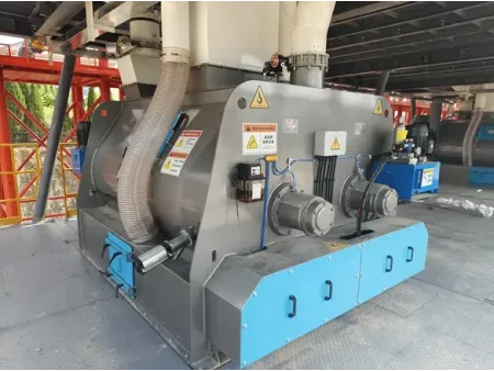 خلاط أفقي بعمود مزدوج  Double Shaft Horizontal Mixer