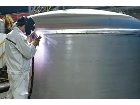 (لمقاومة التآكل وحماية الأسطح في البيئات القاسية) Fluoropolymer Coating