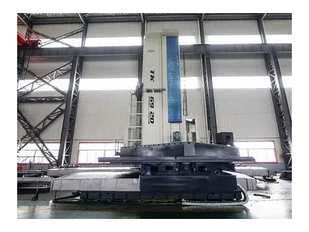 ماكينة الحفر والتفريز CNC بتصميم قائم على الأرض