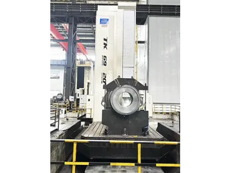 ماكينة الحفر والتفريز CNC بتصميم قائم على الأرض