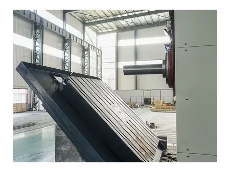 ماكينة الحفر والتفريز CNC نوع Planer (تعتمد حركة خطية نسبية بين قطعة العمل وأداة القطع)