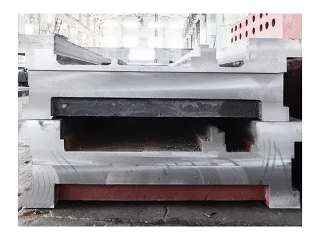 ماكينة الحفر والتفريز CNC نوع Planer (تعتمد حركة خطية نسبية بين قطعة العمل وأداة القطع)