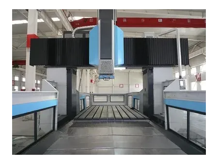 ماكينة حفر وتفريز CNC جسرية، هيكل جسري ثابت وطاولة متحركة