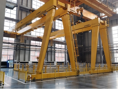 رافعة شبه جسرية (نصف قنطرية) Semi Gantry Crane