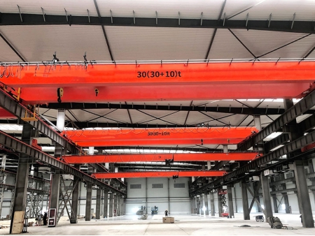 رافعة علوية ذات عارضة مزدوجة Double Girder Overhead Crane