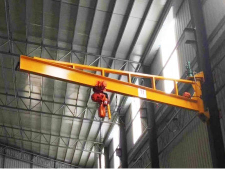 رافعة ذراعية مثبتة على الجدار Wall Mounted Jib Crane