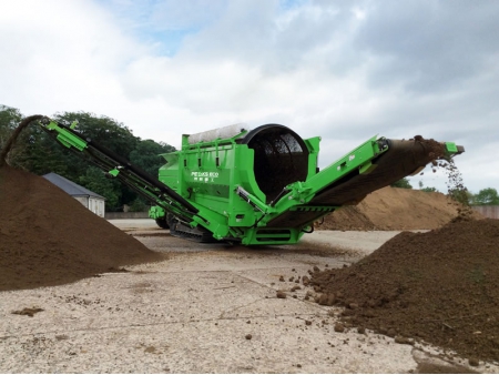 غربال تروميل متنقل (منخل تروميل) Mobile Trommel Screen