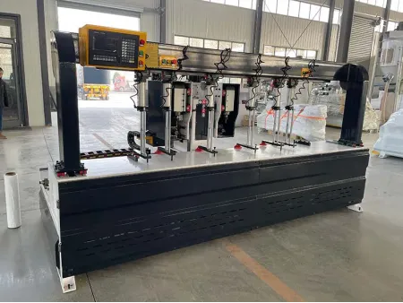 ماكينة CNC متعددة الوظائف (لتنفيذ عمليات الحفر الجانبي، ونقر الأخشاب، وتشكيل وصلات لسان التثبيت بدقة عالية) CNC Mortiser/Tenoner (Side Hole Drilling Machine)