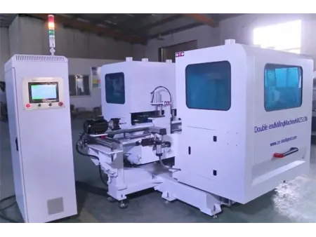 ماكينة CNC مزدوجة الأطراف لحفر وتفريز إطار الباب الخشب (من الطرفين) CNC Double-End Milling and Drilling Machine