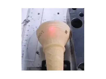 ماكينة وسم ليزر CO₂ بتصميم مكتبي مدمج