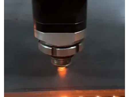 ماكينة القطع بالفايبر ليزر عالية الدقة Fiber Laser Precision Cutting Machine