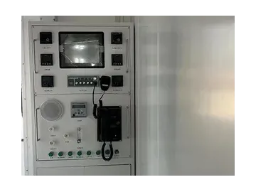 غرفة تخفيف الضغط لعلاج الغواصين/ حجرة إزالة الضغط