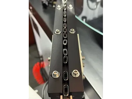 نظام الفحص البصري لقطع التثبيت  Fastener Optical Sorting Machine