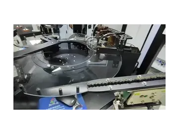 نظام فحص بصري متقدم للموصلات والرؤوس الدبوسية (قياس دقيق بسرعة 150 قطعة / دقيقة) Connector Vision Inspection Machine