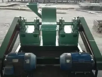 كسارة ذات أقفاص فولاذية/ طاحونة ذات قفص معدني  Cage Mill Crusher