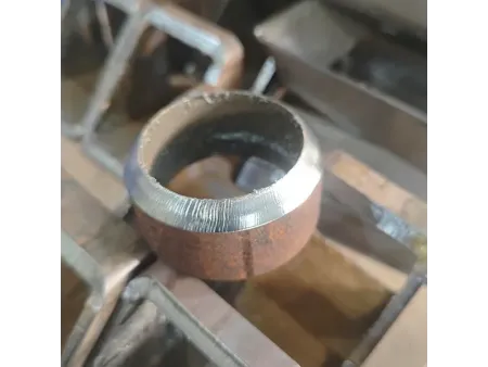 رؤوس القطع بالليزر لعمليات قطع الحواف المائلة رؤوس القطع بالليزر لعمليات قطع الحواف المائلة