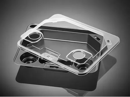 ماكينات تشكيل حراري للبلاستيك متعددة المحطات