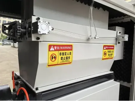 ماكينة تكسير البلاستيك اثناء الإنتاج