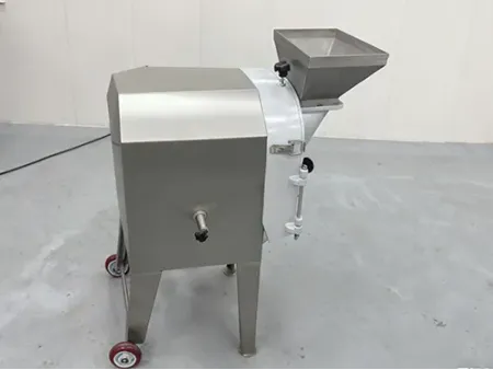 ماكينة تقطيع خضروات متعددة المهام Multifunctional Vegetable Cutting Machine