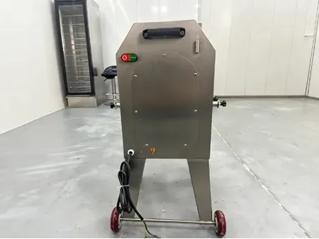 ماكينة تقطيع خضروات متعددة المهام Multifunctional Vegetable Cutting Machine