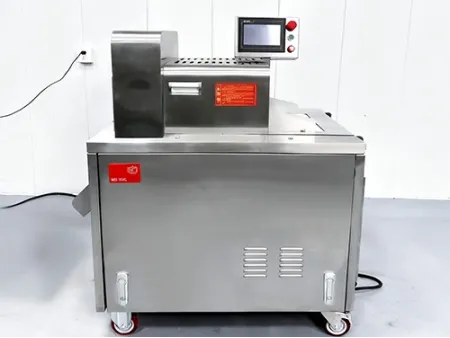 ماكينة تقطيع اللحوم المجمدة إلى مكعبات Frozen Meat Dicing Machine (Bone-in Meat)