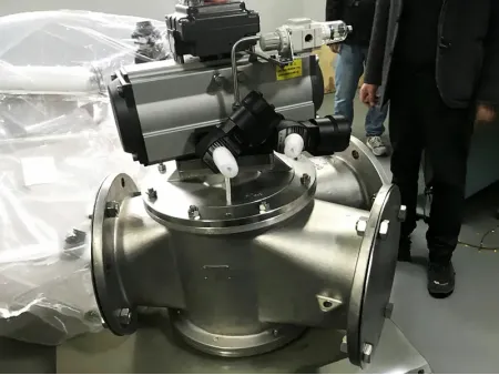 صمام تحويل / دايفرتر لتنظيم تدفق المواد الصلبة السائبة Diverter Valve