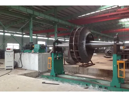 ماكينة موازنة المروحة الدفاعة