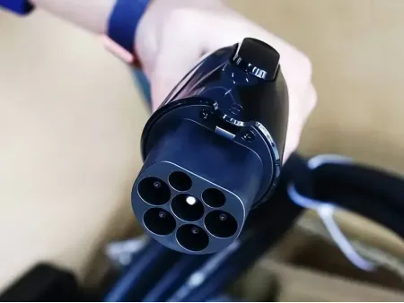 شاحن السيارات الكهربائية EV Charger