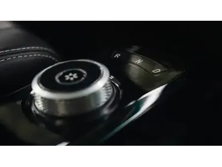 شاحنة نقل مبرد كهربائية All-Electric Refrigerated Truck